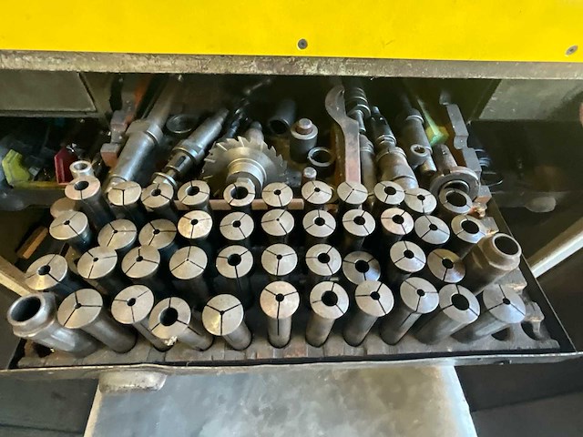 Friedrich deckel fp1 nclusief een bijhorende gereedschapskast - freesmachines - afbeelding 5 van  19