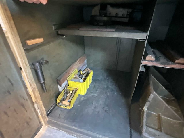 Friedrich deckel fp1 nclusief een bijhorende gereedschapskast - freesmachines - afbeelding 2 van  9