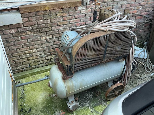 Frigidaire luchtcompressor - afbeelding 4 van  6