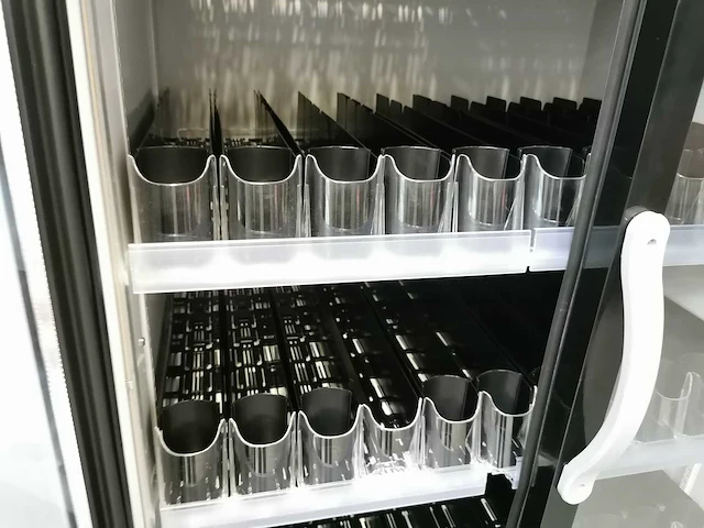 Frigoglas - smart-900l - gekoeld display - afbeelding 4 van  4