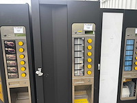 Frijado - eurovendor - hot food matic - verkoopautomaat - afbeelding 1 van  2