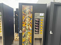 Frijado - eurovendor - hotfood matic - verkoopautomaat - afbeelding 1 van  1