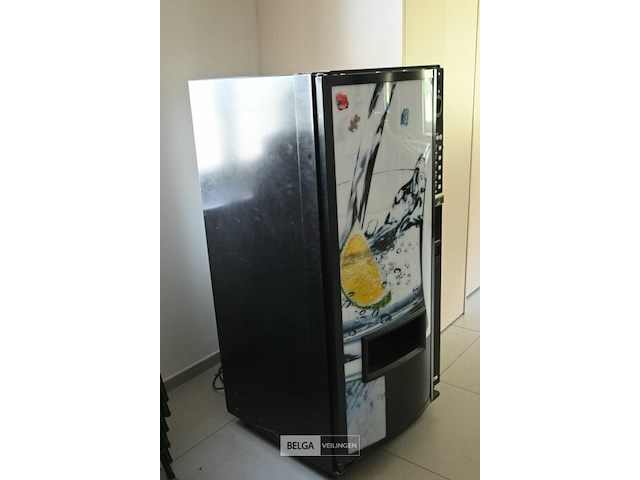 Frisdrank- en blikjesautomaat - afbeelding 2 van  2