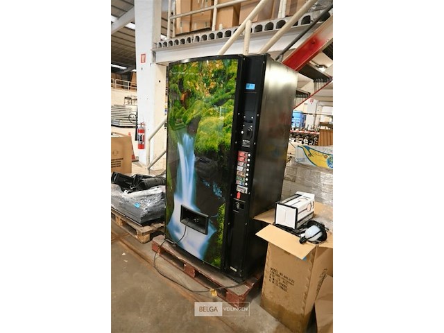 Frisdrank automaat vendo - afbeelding 1 van  6