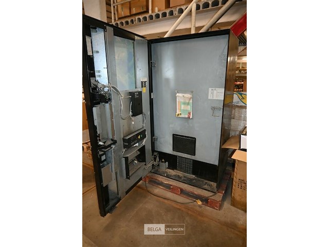 Frisdrank automaat vendo - afbeelding 4 van  6