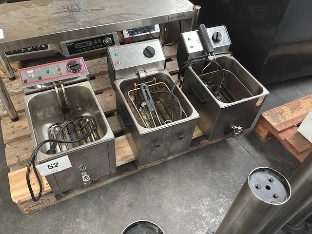 Friteuse (3x) - afbeelding 1 van  4
