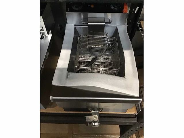 Friteuse 9l met aftapkraan - afbeelding 3 van  6