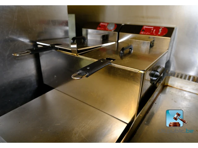 Friteuse met dubbele bak - afbeelding 1 van  6