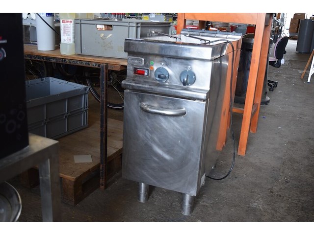 Friteuse op gas, ca. 90x40x90 cm - afbeelding 3 van  5