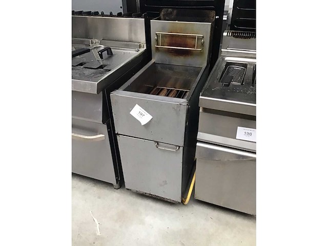 Friteuse - afbeelding 2 van  4