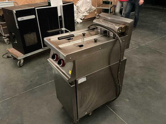 Friteuse - afbeelding 2 van  8