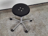 Fritz hansen kevi design kruk by jorgen rasmussen (40-54 cm) - afbeelding 2 van  4