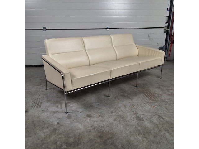 Fritz hansen series 3300 design bank/zetel - afbeelding 9 van  15