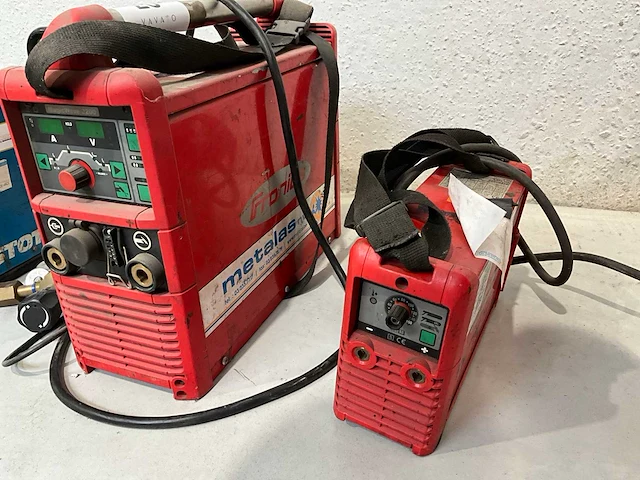 Fronilux magicwave 2200 g/f mig lasapparaat - afbeelding 1 van  13
