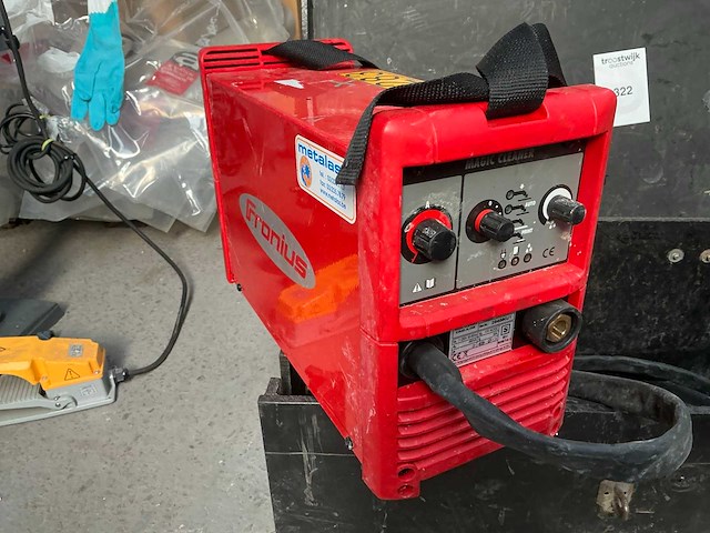Fronius magic cleaner reinigingsapparaat voor roestvrij staal. - afbeelding 1 van  7