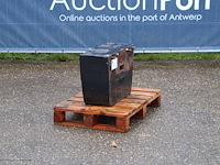 Frontgewicht deutz fahr 330kg - afbeelding 1 van  1