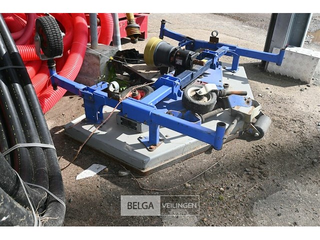 Frontmaaier iseki - afbeelding 3 van  6