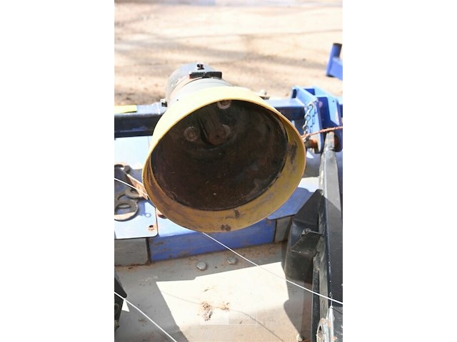 Frontmaaier iseki - afbeelding 5 van  6