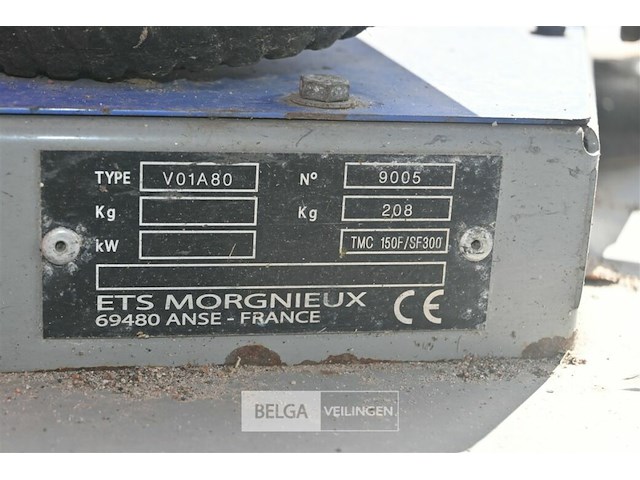 Frontmaaier iseki - afbeelding 6 van  6