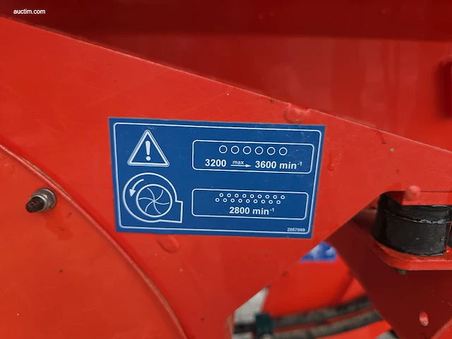 Fronttank kuhn tf1500 - afbeelding 12 van  14