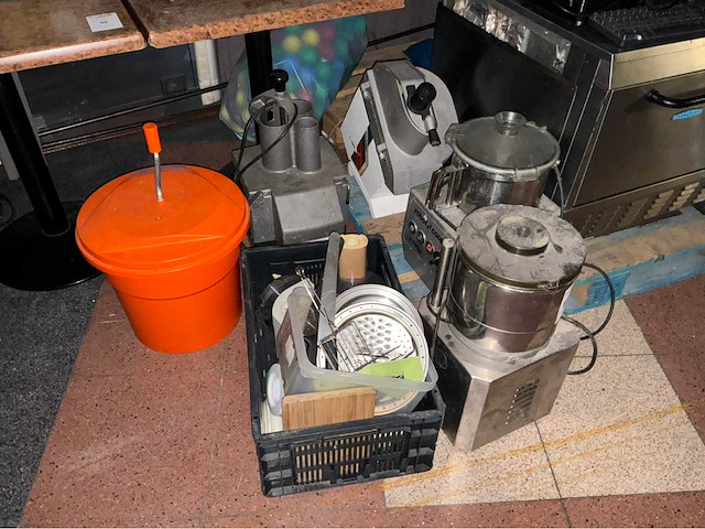 Fruit en groente snijmachine (4x) - afbeelding 1 van  2