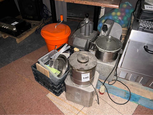 Fruit en groente snijmachine (4x) - afbeelding 1 van  1