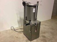 Fuerpla ev-20 stopmachines en vulbussen - afbeelding 1 van  5