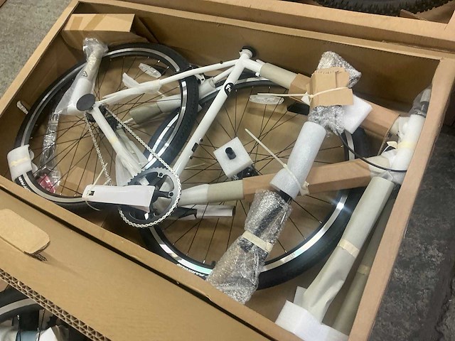 Fuji declaration white herenfiets - afbeelding 1 van  6