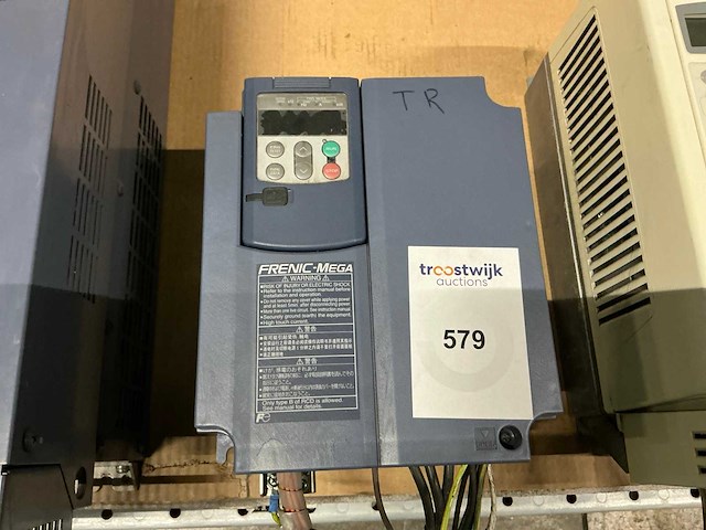 Fuji electric frenic-mega frn11g1e-4e frequentieregelaar - afbeelding 2 van  3