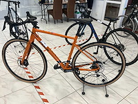 Fuji jari 2.3 racefiets - afbeelding 1 van  5