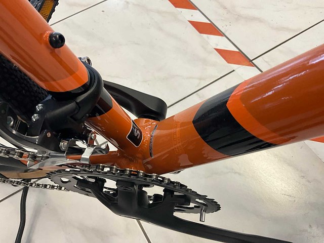 Fuji jari 2.3 racefiets - afbeelding 5 van  5