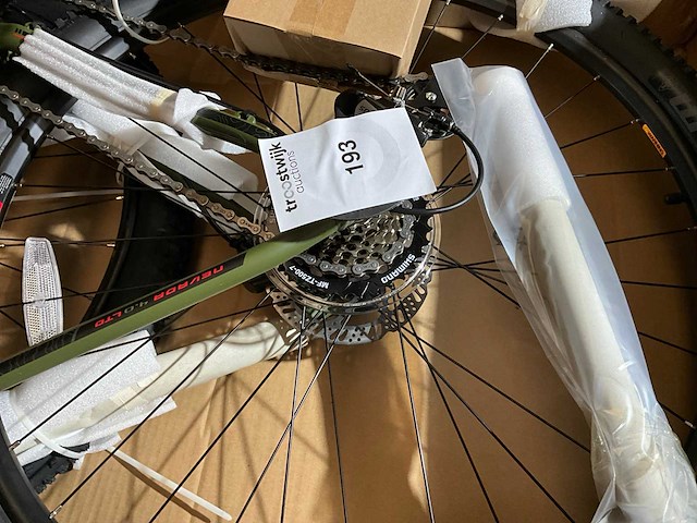 Fuji nevada 29" satin army green (1x) - afbeelding 2 van  4