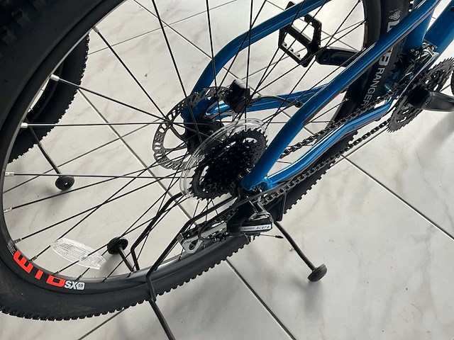 Fuji nevron mountainbike - afbeelding 3 van  5