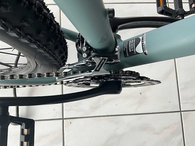 Fuji nevron mountainbike - afbeelding 4 van  5