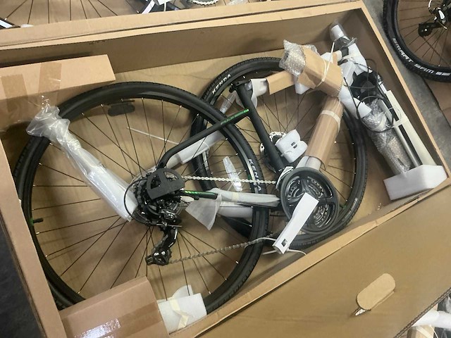 Fuji traverse 1.7 mountainbike - afbeelding 4 van  7