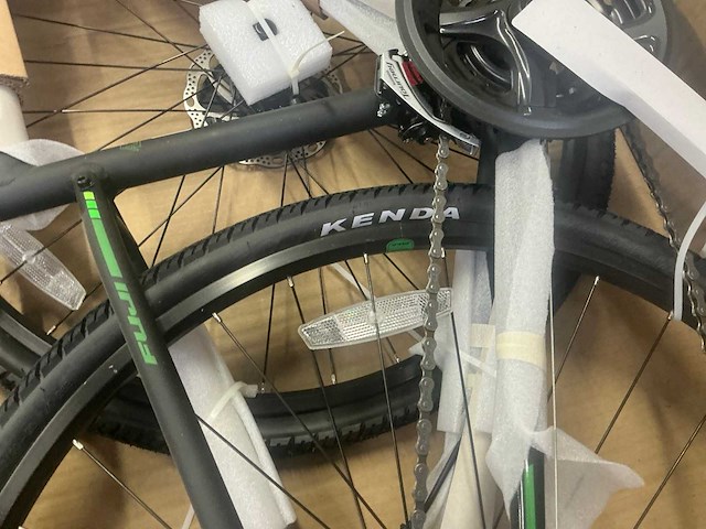 Fuji traverse 1.7 mountainbike - afbeelding 1 van  7