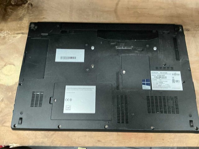 Fujitsu lifebook e series laptop - afbeelding 5 van  6