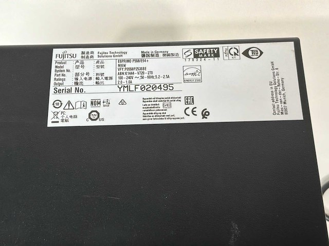 Fujitsu p558/e94+ esprimo desktop - afbeelding 1 van  5
