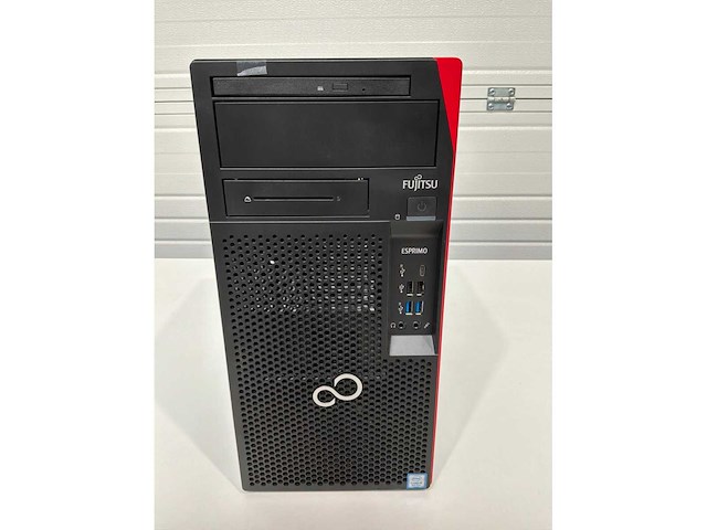 Fujitsu p558/e94+ esprimo desktop - afbeelding 2 van  3