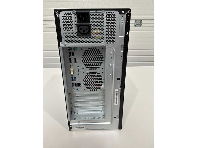 Fujitsu p558/e94+ esprimo desktop - afbeelding 3 van  3