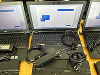 Fujitsu-siemens - 2019 - lifebook e558 - partij 1 van 10 laptops met accessoires - afbeelding 11 van  15