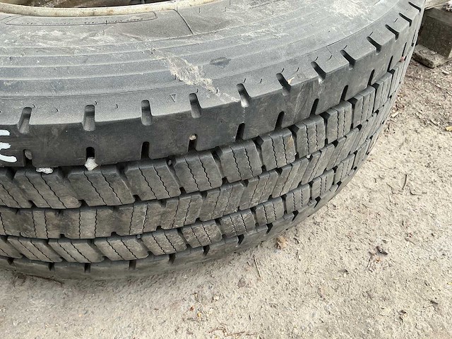 Fulda winterforce vrachtwagenband - afbeelding 4 van  4