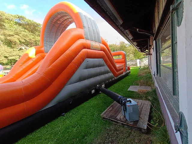 Fun sales survivalbaan hindernisbaan & springkussen - afbeelding 1 van  24