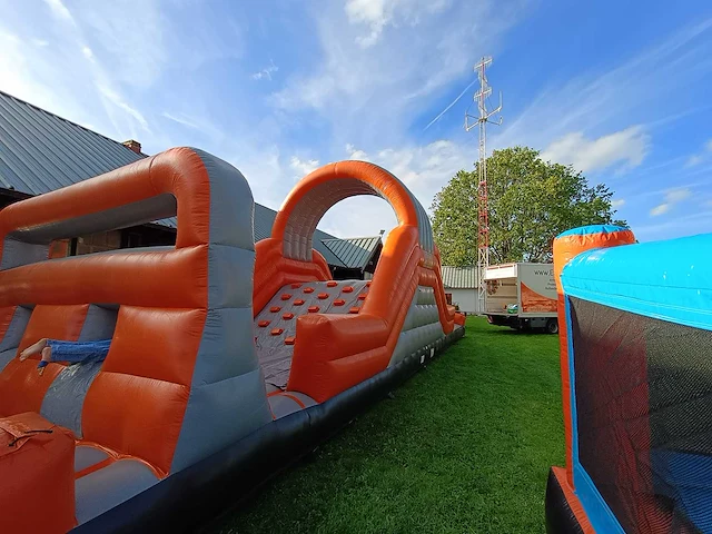 Fun sales survivalbaan hindernisbaan & springkussen - afbeelding 22 van  24