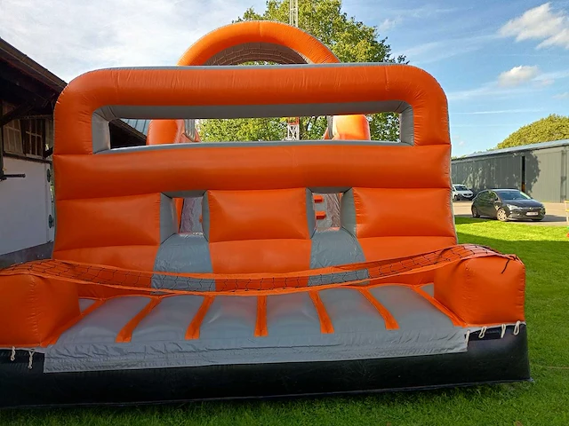 Fun sales survivalbaan hindernisbaan & springkussen - afbeelding 13 van  29