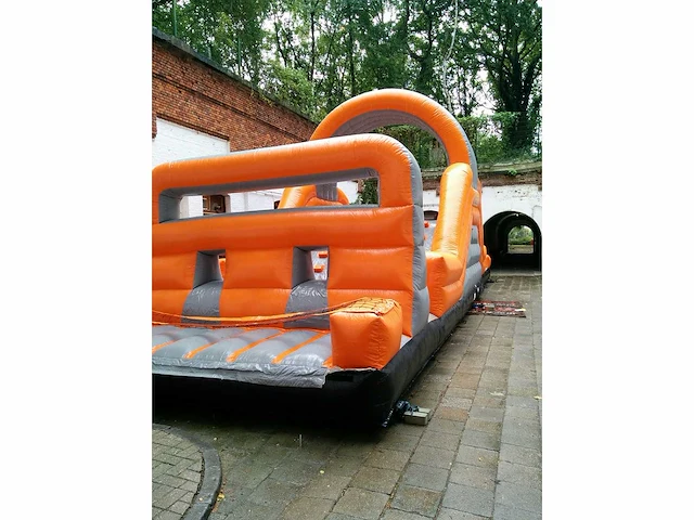 Fun sales survivalbaan hindernisbaan & springkussen - afbeelding 24 van  29