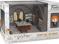 Funko - mini moments: hp-jubileum - potions class - ron weasley - afbeelding 1 van  3