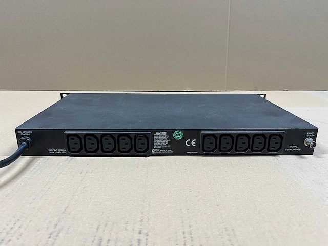 Furmann pl-8e series ii power conditioner w/lights - afbeelding 4 van  6