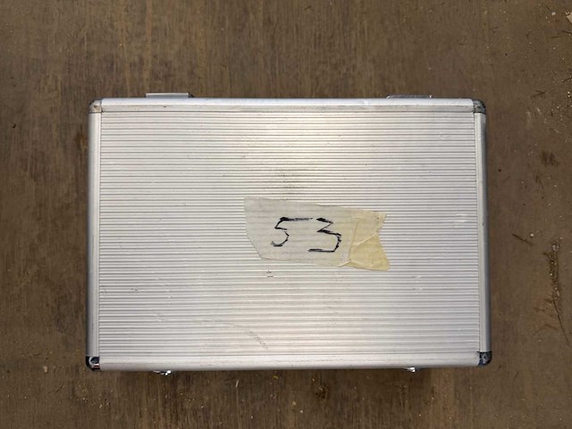 Futech laserliner met bril - afbeelding 5 van  5
