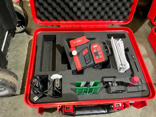 Futech multicross 3d 18vmax bouwlaser - afbeelding 2 van  3